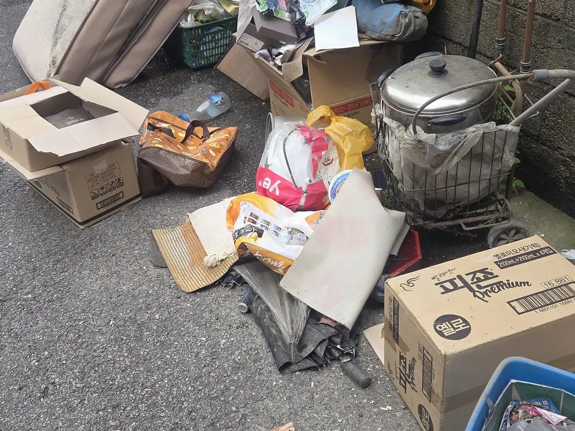포항시 북구 학잠동 침수 현장 화장실 세면대 살균 위생청소 사례 - 행진크린